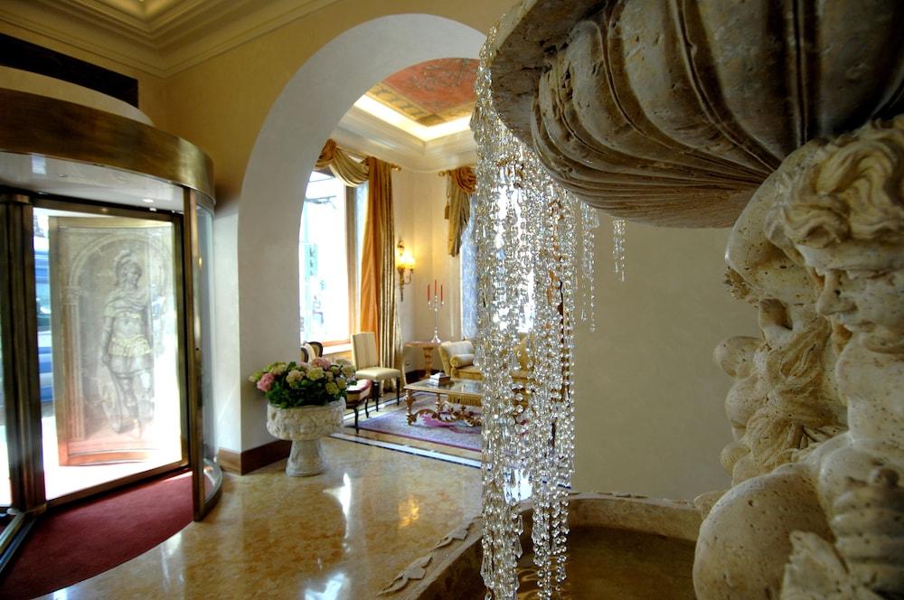 Romanico Palace Luxury Hotel & Spa Exterior photo